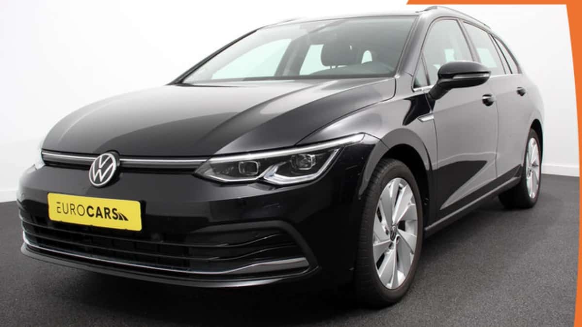 Volkswagen Golf (2021) — foto 1