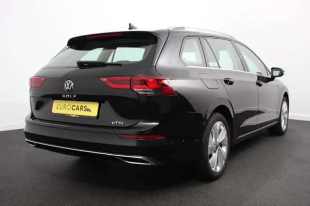 Volkswagen Golf (2021) thumbnail 6