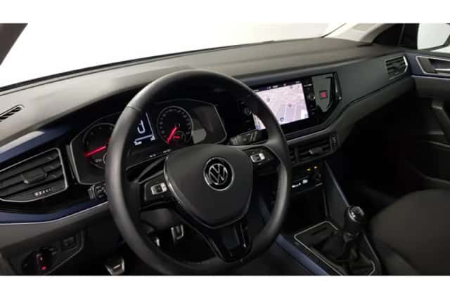 Volkswagen Polo (2021) thumbnail 2