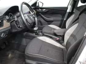 Škoda Kamiq (2021) thumbnail 9