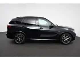BMW X5 (2023) thumbnail 5