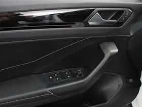 Volkswagen T-Roc (2025) thumbnail 13