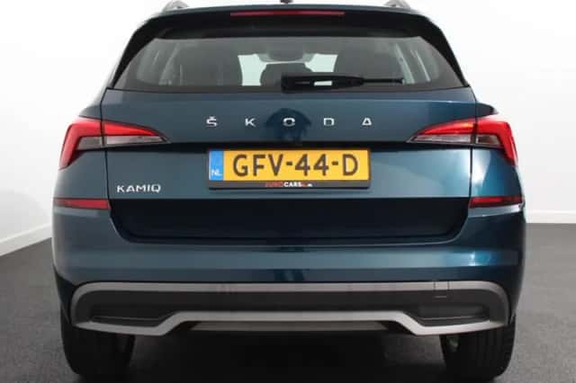 Škoda Kamiq (2021) thumbnail 3