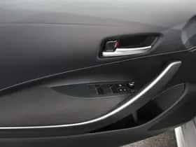 Toyota Corolla (2025) thumbnail 13