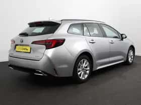Toyota Corolla (2025) thumbnail 6