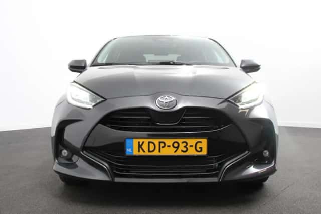 Toyota Yaris (2025) thumbnail 4