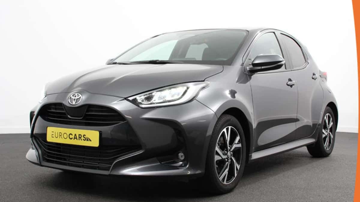 Toyota Yaris (2025) — foto 1