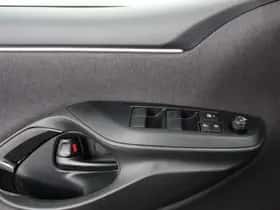 Toyota Yaris (2025) thumbnail 21