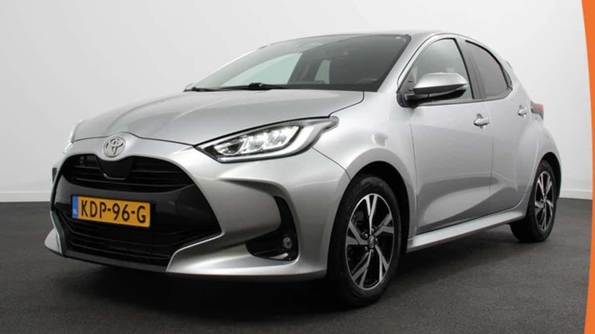 Toyota Yaris (2025) — foto 1