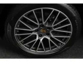 Porsche Cayenne (2023) thumbnail 22