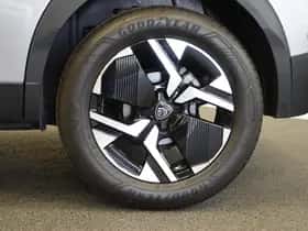 Peugeot 2008 (2024) thumbnail 6