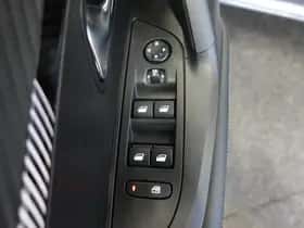 Peugeot 2008 (2024) thumbnail 10