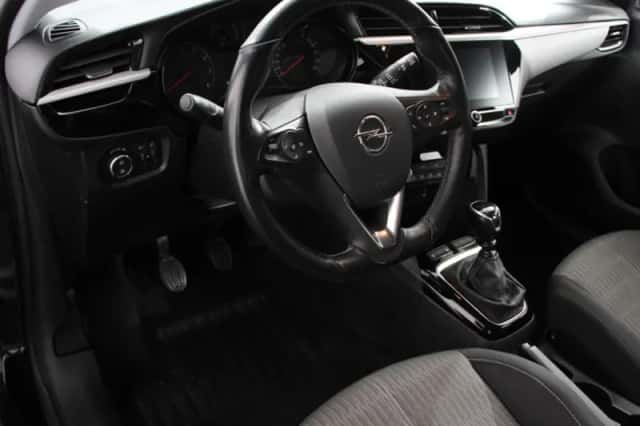 Opel Corsa (2023) thumbnail 2