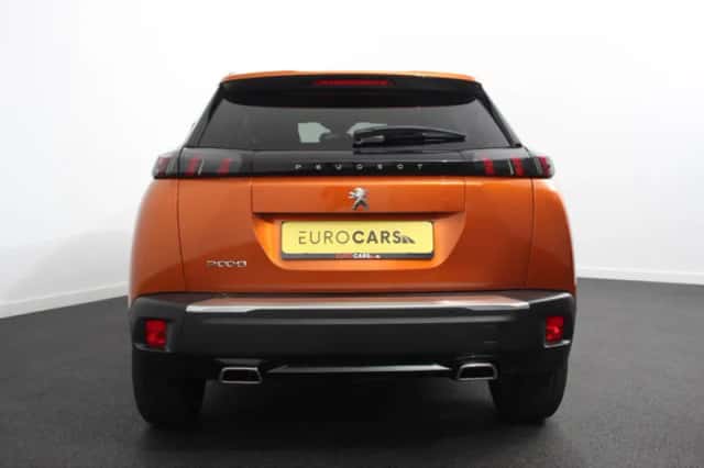 Peugeot 2008 (2023) thumbnail 5