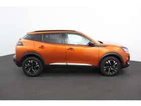 Peugeot 2008 (2023) thumbnail 7
