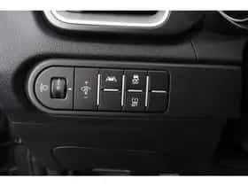 Kia Ceed (2023) thumbnail 12