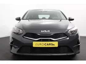 Kia Ceed (2023) thumbnail 5