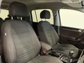 Volkswagen Touran thumbnail 12