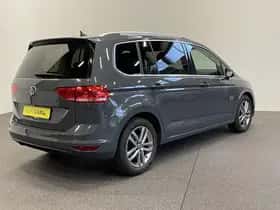 Volkswagen Touran thumbnail 8
