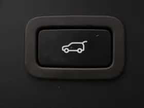 Land Rover Range Rover Velar (2022) thumbnail 17