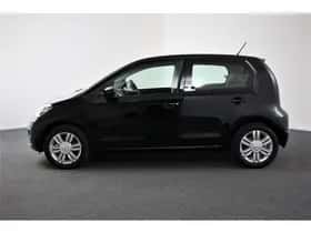 Volkswagen Up! (2019) thumbnail 6