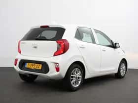 Kia Picanto (2022) thumbnail 3