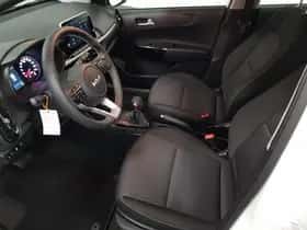Kia Picanto (2022) thumbnail 9