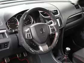 Suzuki Swift (2013) thumbnail 19