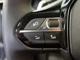 Peugeot 208 (2023) thumbnail 14