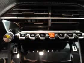 Peugeot 208 (2023) thumbnail 22