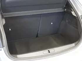 Peugeot 208 (2023) thumbnail 36