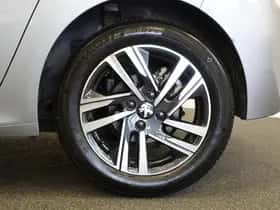 Peugeot 208 (2023) thumbnail 6