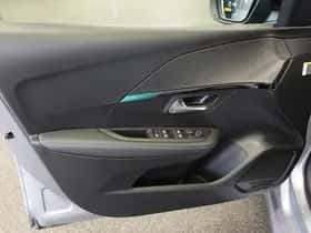 Peugeot 208 (2023) thumbnail 10