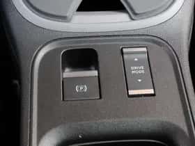 Jeep Avenger (2024) thumbnail 18