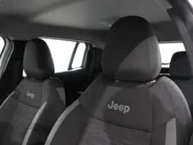Jeep Avenger (2024) thumbnail 28