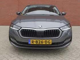 Škoda Octavia (2022) thumbnail 5