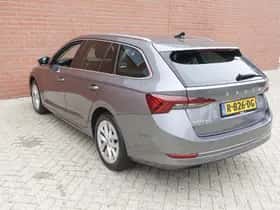 Škoda Octavia (2022) thumbnail 9