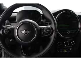 MINI Cooper (2020) thumbnail 12