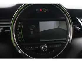 MINI Cooper (2020) thumbnail 3