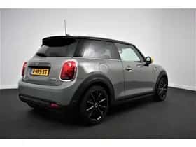 MINI Cooper (2020) thumbnail 6