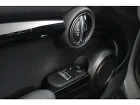 MINI Cooper (2020) thumbnail 9