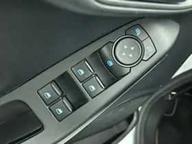 Ford Fiesta (2022) thumbnail 12