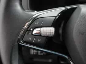 Škoda Karoq (2024) thumbnail 15