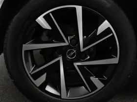Opel Corsa (2024) thumbnail 2