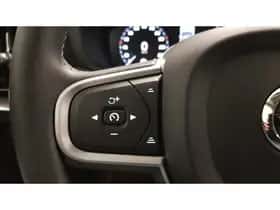 Volvo V60 (2021) thumbnail 18