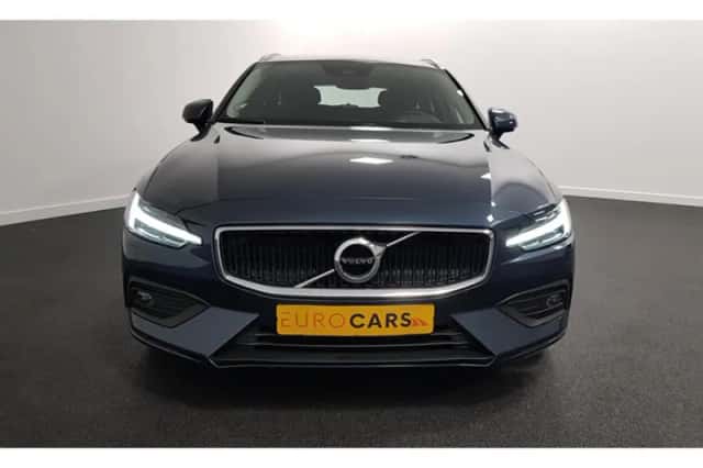Volvo V60 (2021) thumbnail 5