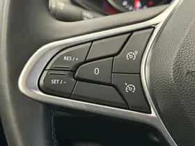 Renault Clio (2023) thumbnail 12