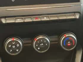 Renault Clio (2023) thumbnail 21