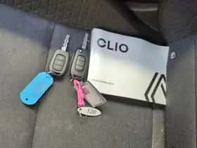 Renault Clio (2023) thumbnail 32