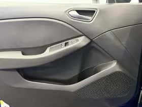 Renault Clio (2023) thumbnail 10